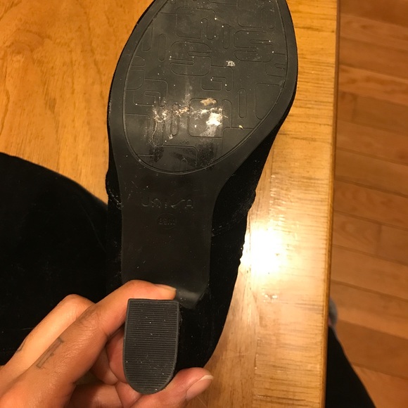 Thigh high boots - Picture 5 of 7